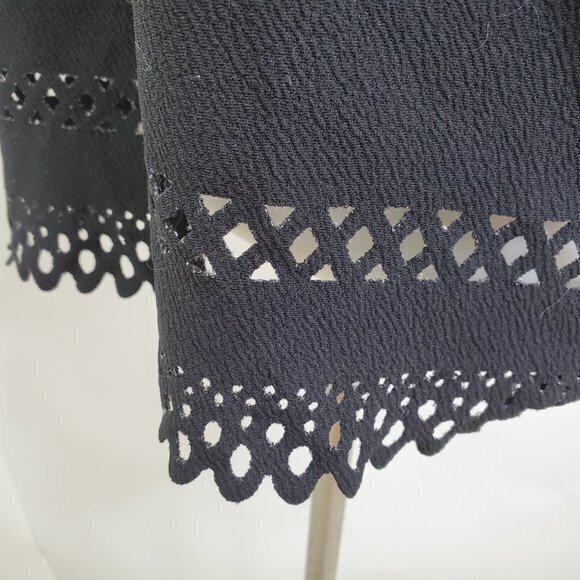 Quiz Tank Top‎ L Black Scallop Laser Cut Sleeveless - Picture 5 of 10